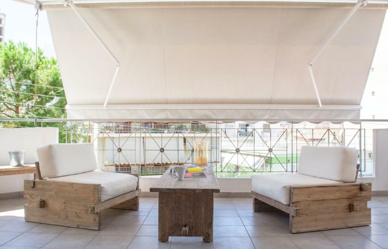 Designer'S Apartment Close To City Center Athena Bagian luar foto
