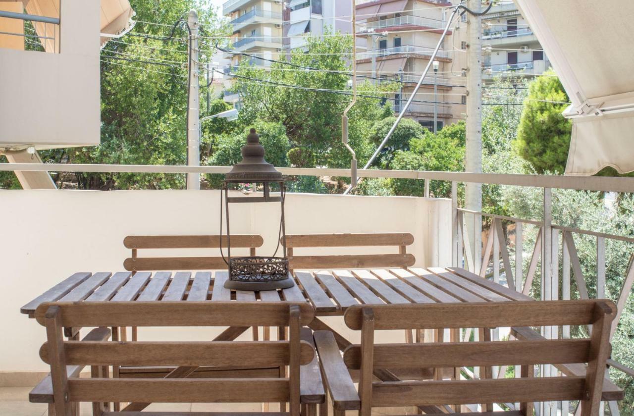 Designer'S Apartment Close To City Center Athena Bagian luar foto